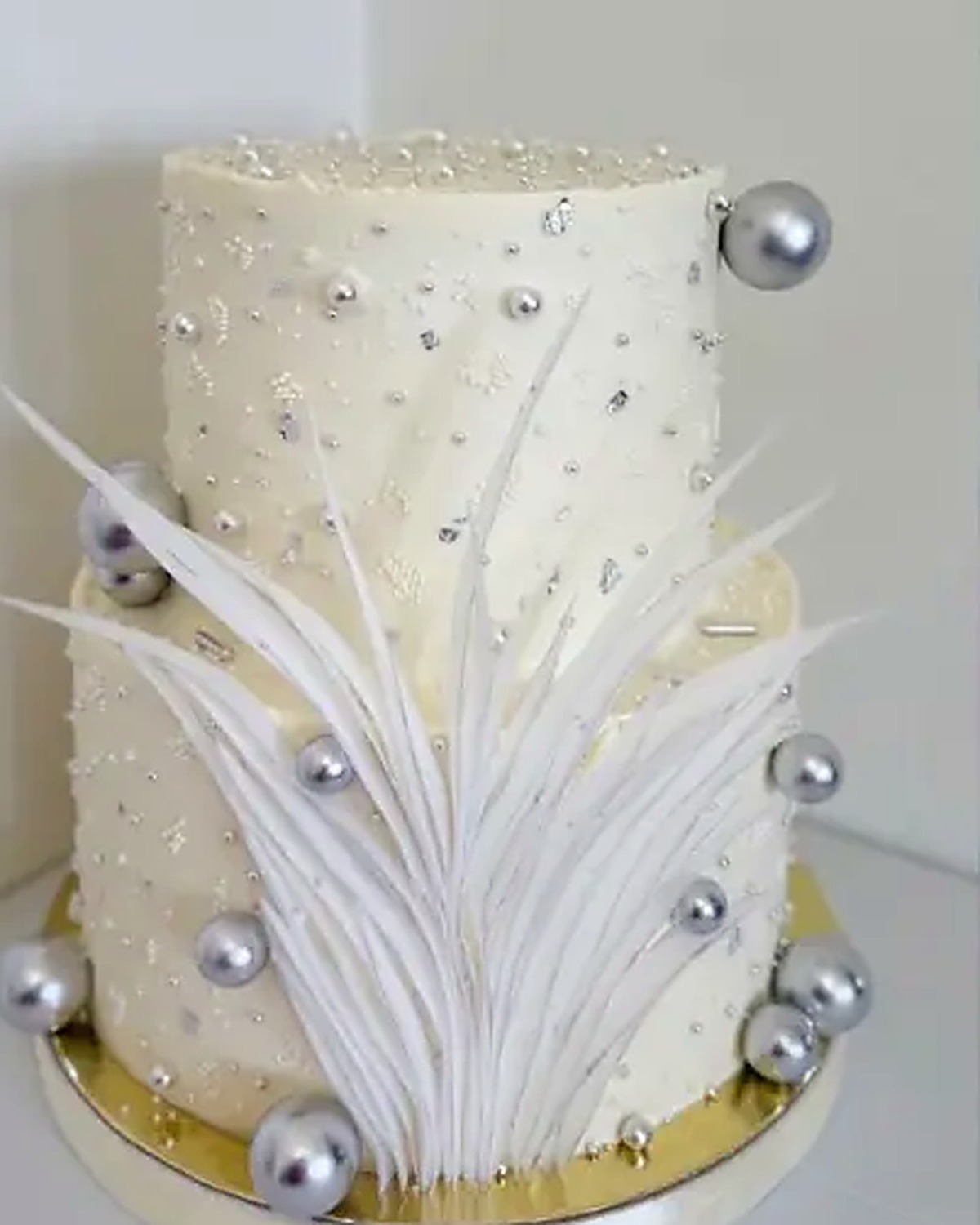 Elegant Cakes